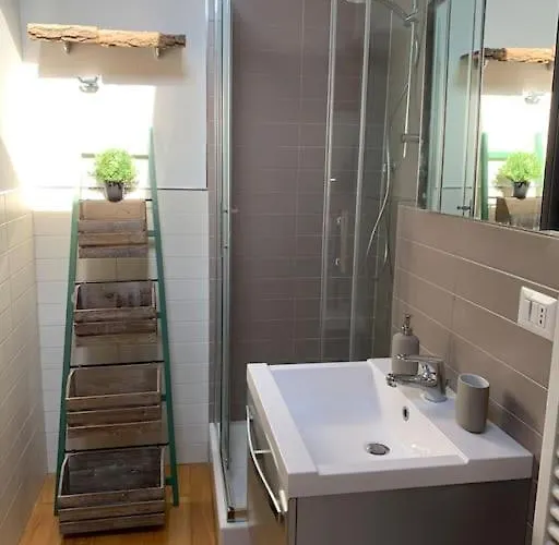 Casa Farini - *