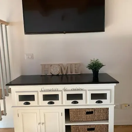 Διαμέρισμα Casa Farini - *